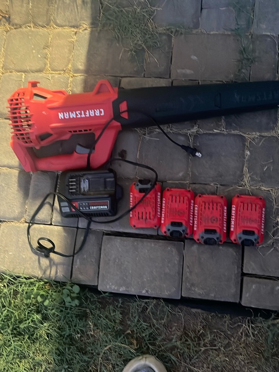 Other - Craft Red Cordless Leaf Blower Kit with Charger and Batteries